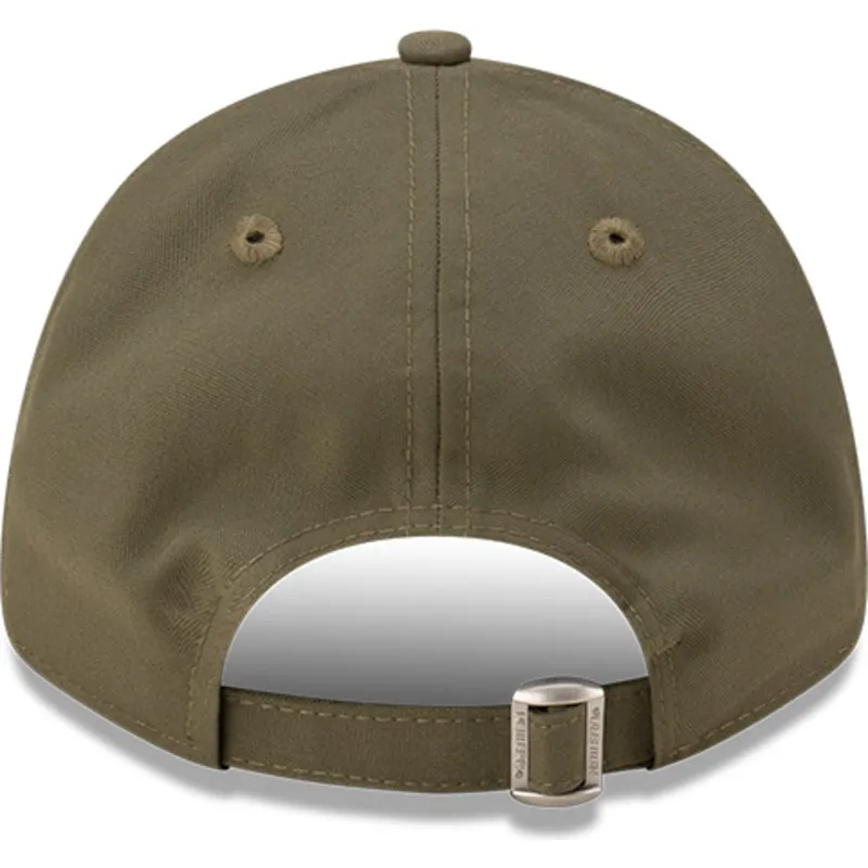 gron-bojd-justerbar-keps-9forty-repreve-wordmark-fran-red-bull-racing-formula-1-av-new-era