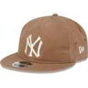 gorra-plana-marron-ajustable-9fifty-waxed-canvas-de-new-york-yankees-mlb-de-new-era