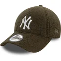 gorra-curva-verde-ajustable-9forty-borg-de-new-york-yankees-mlb-de-new-era