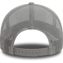gorra-trucker-gra-a-frame-ski-patch-af-st-moritz-byer-og-strande-fra-new-era