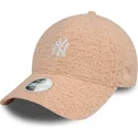 petten-gebogen-roze-verstelbare-band-9forty-borg-van-new-york-yankees-mlb-van-new-era