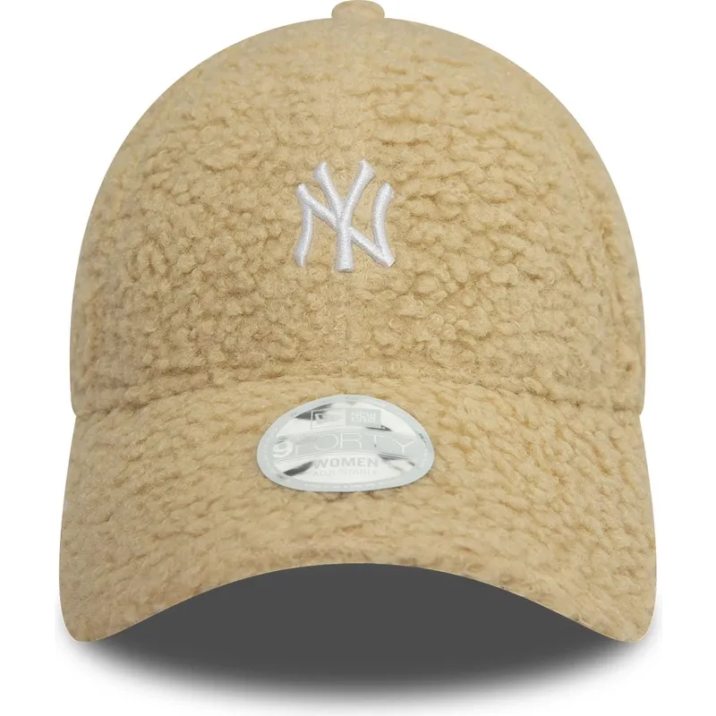 petten-gebogen-beige-verstelbaar-9forty-borg-van-new-york-yankees-mlb-van-new-era petten-gebogen-beige-verstelbaar-9forty-borg-van-new-york-yankees-mlb-van-new-era
