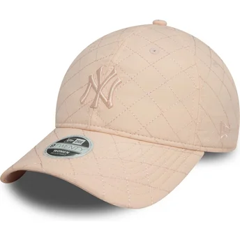 Verstellbare rosa Damen-Cap mit gebogenem Schirm 9TWENTY Padded der New York Yankees MLB von New Era