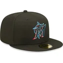 petten-plat-zwart-fitted-59fifty-ac-perf-van-miami-marlins-mlb-van-new-era