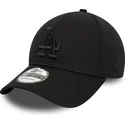 gorra-curva-negra-ajustada-con-logo-negro-39thirty-monochrome-de-los-angeles-dodgers-mlb-de-new-era