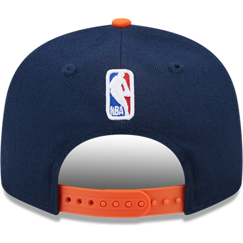 cappello-piatto-blu-marino-e-arancione-snapback-9fifty-statement-dei-new-york-knicks-nba-di-new-era