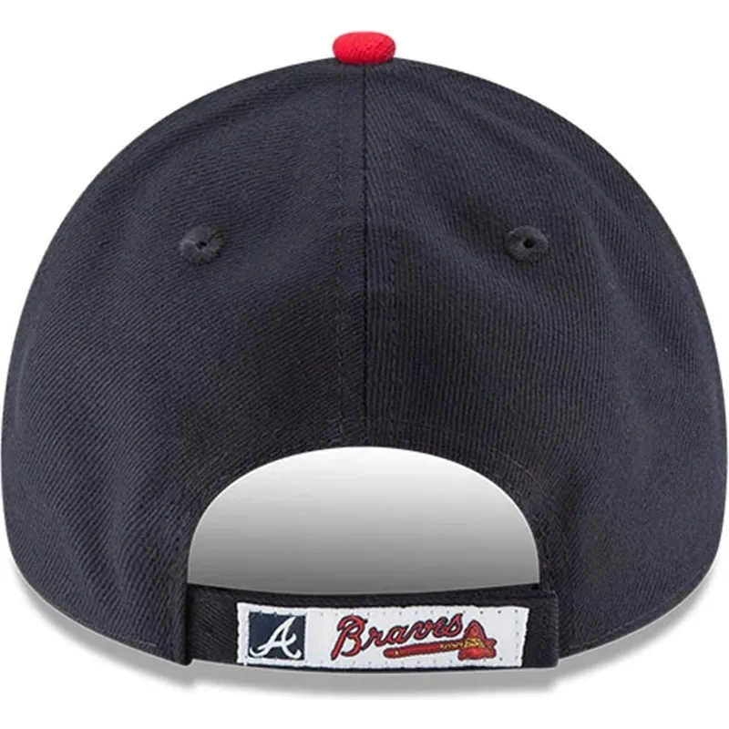 justerbar-marinebla-og-rod-kurvet-kasket-9forty-the-league-fra-atlanta-braves-mlb-fra-new-era