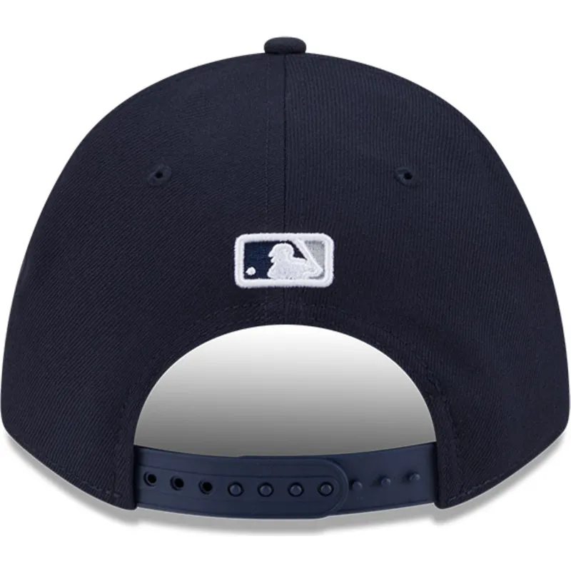 marinebla-buet-snapback-kasket-9forty-m-crown-player-replica-fra-new-york-yankees-mlb-fra-new-era
