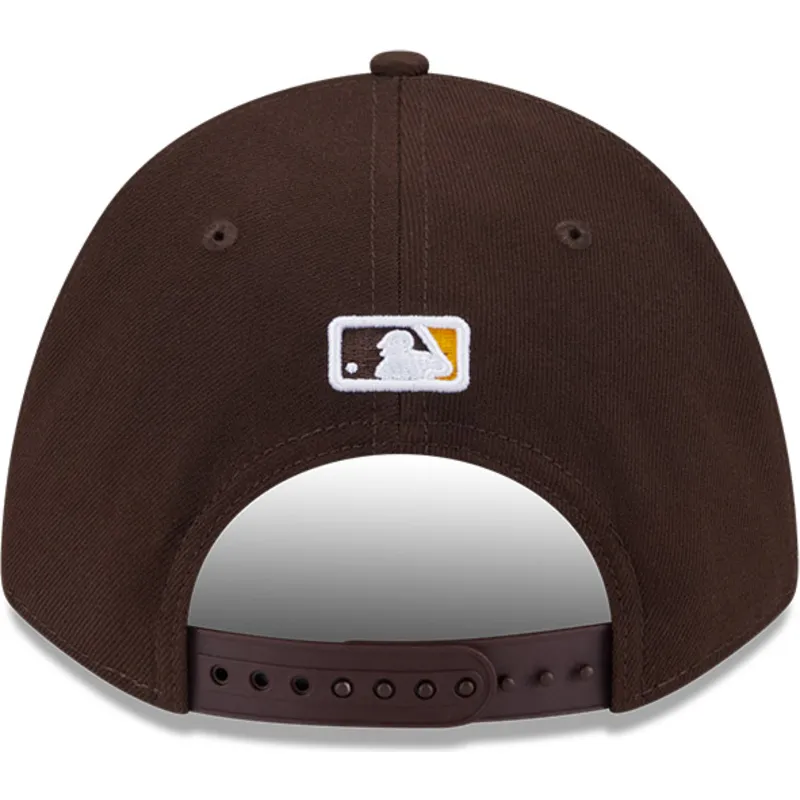 petten-gebogen-bruin-snapback-9forty-m-crown-player-replica-van-san-diego-padres-mlb-van-new-era