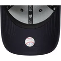 cappellino-visiera-curva-blu-marino-regolabile-con-logo-blu-9forty-league-essential-di-new-york-yankees-mlb-di-new-era