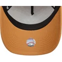 new-era-mlb-new-york-yankees-9forty-a-frame-league-essential-hellbraune-trucker-kappe