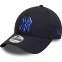 new-era-new-york-yankees-mlb-9forty-side-patch-justerbar-morkbla-keps-med-bla-logotyp