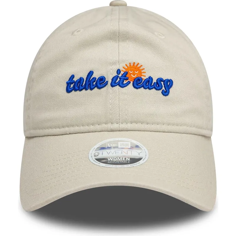 beige-justerbar-kvindekasket-9twenty-med-buet-skygge-fra-take-it-easy-af-new-era