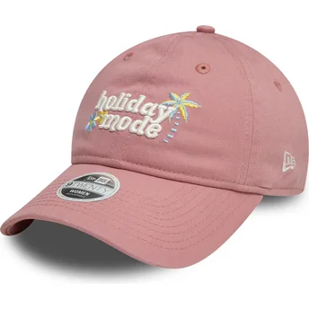 Gorra curva rosa ajustable para mujer 9TWENTY de Holiday Mode de New Era