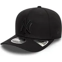 casquette-courbee-noire-snapback-avec-logo-noir-9seventy-stretch-snap-new-york-yankees-mlb-new-era