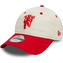 weisse-und-rote-verstellbare-curved-cap-9twenty-contrast-visor-von-manchester-united-football-club-premier-league-von-new-era