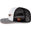 cappellino-trucker-piatto-bianco-e-nero-snapback-9fifty-checkered-visor-di-mclaren-racing-formula-1-di-new-era