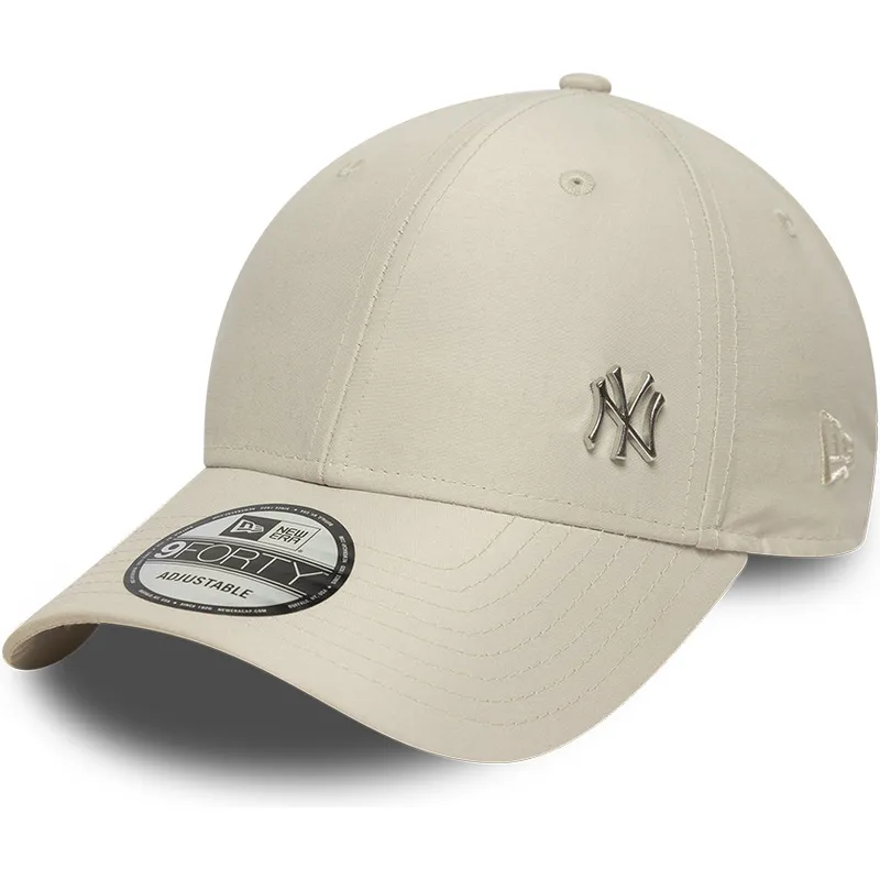 beige-verstellbare-curved-cap-9forty-flawless-der-new-york-yankees-mlb-von-new-era