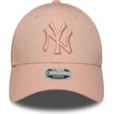 petten-gebogen-roze-verstelbare-band-9forty-league-essential-van-new-york-yankees-mlb-van-new-era