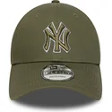 gron-justerbar-curved-kasket-med-gront-logo-9forty-outline-fra-new-york-yankees-mlb-fra-new-era
