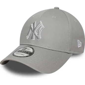 Gorra curva gris ajustable 9FORTY Outline de New York Yankees MLB de New Era