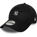 justerbar-sort-kurvet-kasket-9twenty-mini-logo-fra-new-york-yankees-mlb-fra-new-era