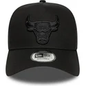 petten-gebogen-zwart-snapback-e-frame-essential-van-chicago-bulls-nba-van-new-era