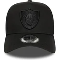 gorra-curva-negra-snapback-e-frame-essential-de-las-vegas-raiders-nfl-de-new-era