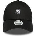 justerbar-svart-bojd-keps-for-kvinnor-9forty-mini-logo-new-york-yankees-mlb-fran-new-era