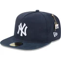 berretto-piatto-blu-navy-aderente-59fifty-a-frame-championship-side-flag-dei-new-york-yankees-mlb-di-new-era