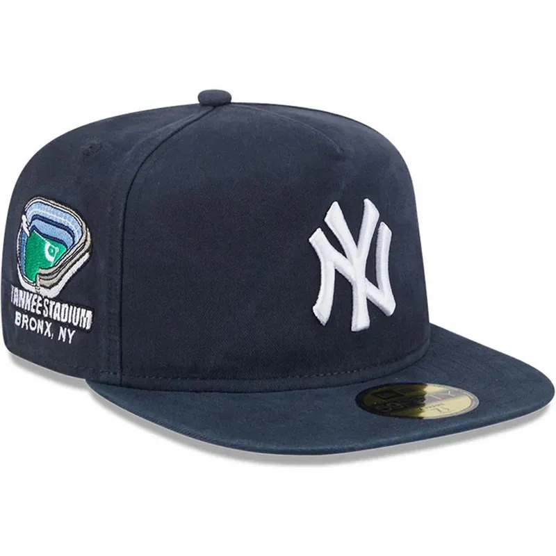 cappello-piatto-blu-navy-chiuso-59fifty-a-frame-championship-side-flag-dei-new-york-yankees-mlb-di-new-era