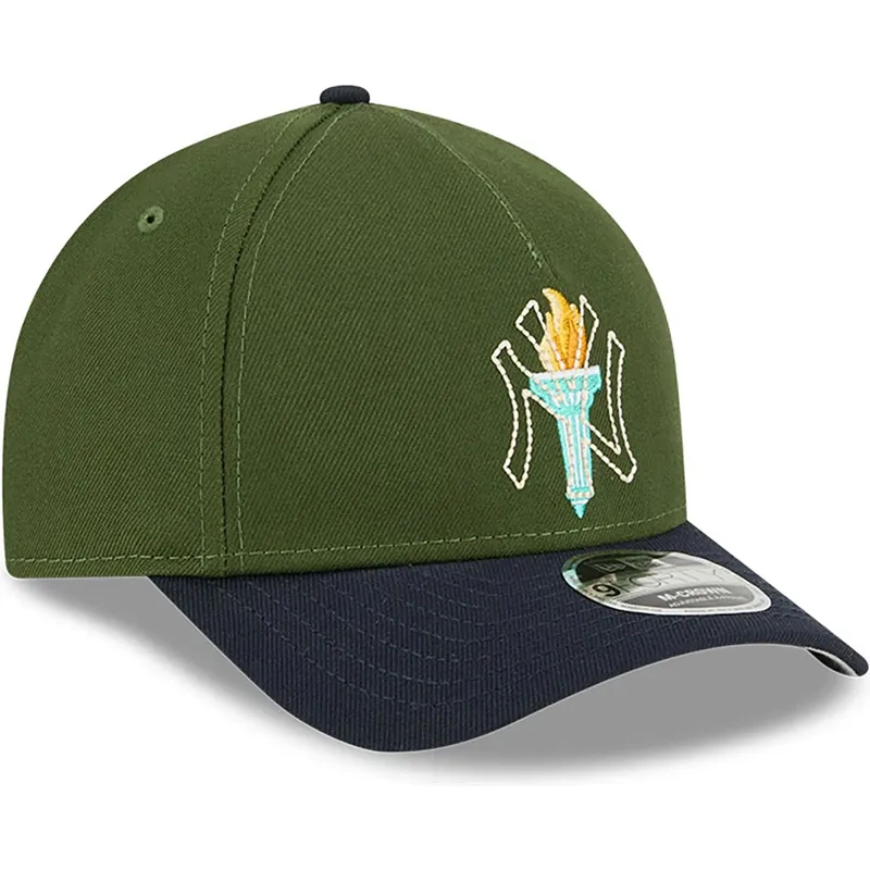 petten-gebogen-meerkleurig-snapback-9forty-m-crown-city-feature-van-new-york-yankees-mlb-van-new-era petten-gebogen-meerkleurig-snapback-9forty-m-crown-city-feature-van-new-york-yankees-mlb-van-new-era