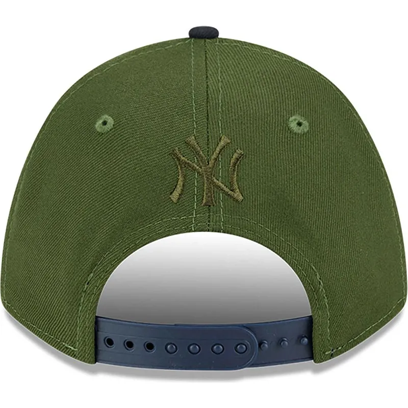 new-york-yankees-mlb-new-era-9forty-m-crown-city-feature-gron-og-marinebla-snapback-kurvet-skygge-kasket