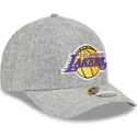 graue-snapback-kappe-mit-gebogenem-schirm-9forty-m-crown-a-frame-cotton-weave-der-los-angeles-lakers-nba-von-new-era