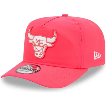 Gorra curva rosa ajustable Golfer Everyday Nylon de Chicago Bulls NBA de New Era