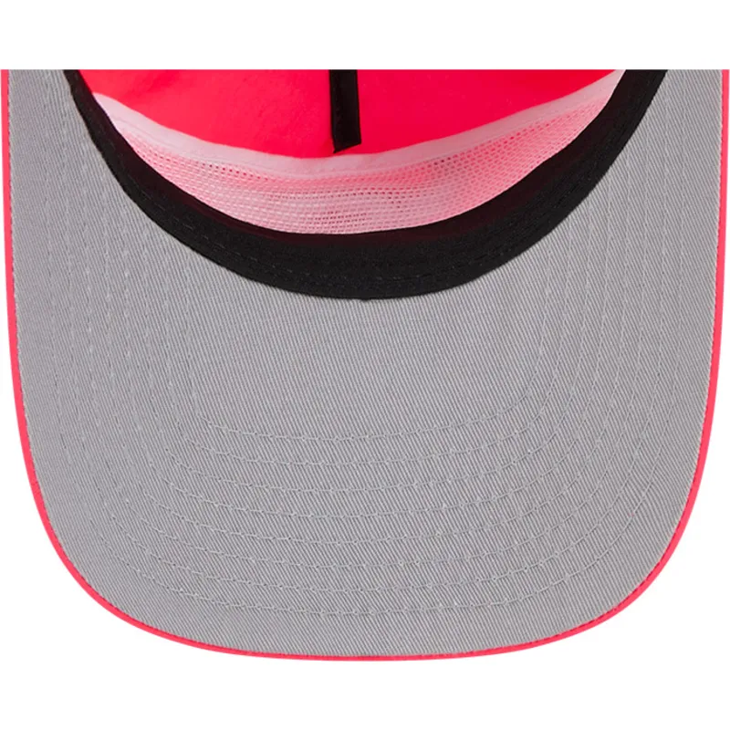 petten-gebogen-roze-verstelbaar-golfer-everyday-nylon-van-chicago-bulls-nba-van-new-era