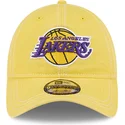 gorra-curva-amarilla-ajustable-9twenty-washed-contrast-de-los-angeles-lakers-nba-de-new-era