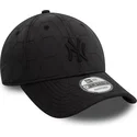 new-era-new-york-yankees-mlb-9forty-quilted-sort-justerbar-kasket-med-sort-logo