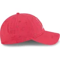 verstellbare-rosa-damen-cap-mit-gebogenem-schirm-9twenty-pattern-spring-training-fan-pack-2025-der-new-york-yankees-mlb-von-new-