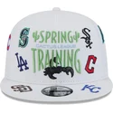 weisse-flache-snapback-kappe-9fifty-scatter-spring-training-fan-pack-2025-von-mlb-cactus-league-logo-von-new-era
