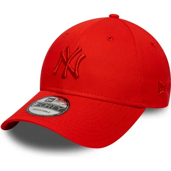 Gorra curva roja ajustable con logo rojo 9FORTY Colour Pack de New York Yankees MLB de New Era