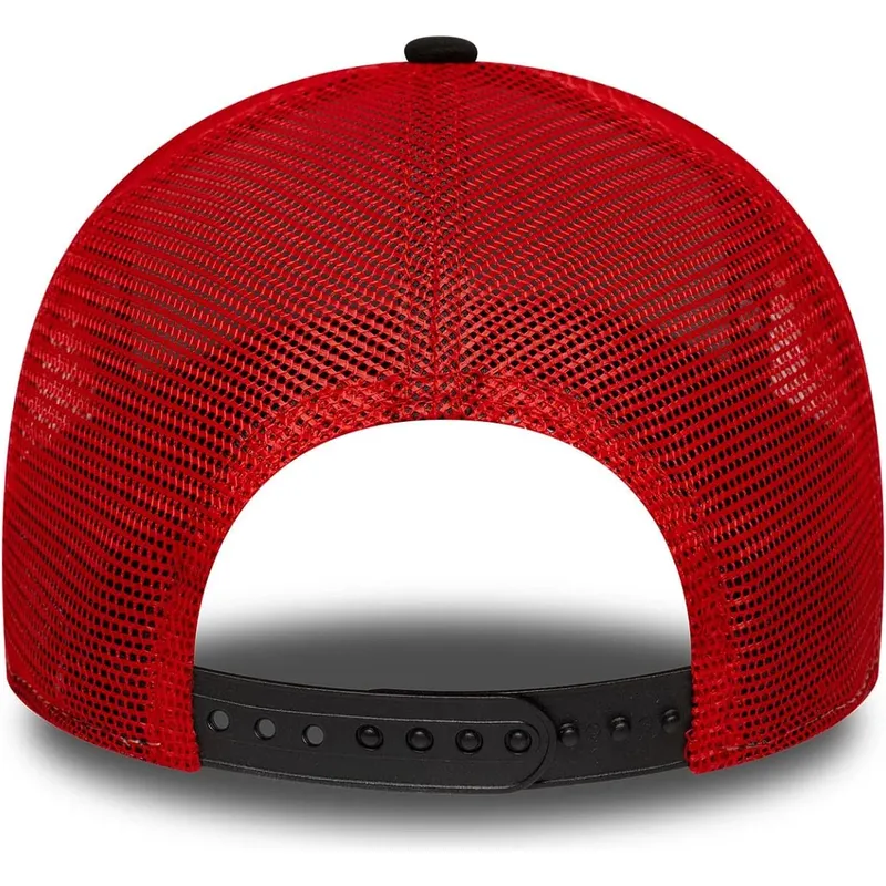 petten-gebogen-zwart-snapback-e-frame-script-van-chicago-bulls-nba-van-new-era