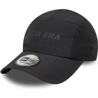 Petten gebogen zwart verstelbaar Runner Tech van New Era