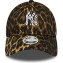 justerbar-leopardskarmkeps-for-kvinnor-9twenty-outline-new-york-yankees-mlb-fran-new-era