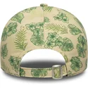 verstellbare-beige-damenkappe-mit-gebogenem-schirm-9twenty-all-over-print-tropical-der-new-york-yankees-mlb-von-new-era