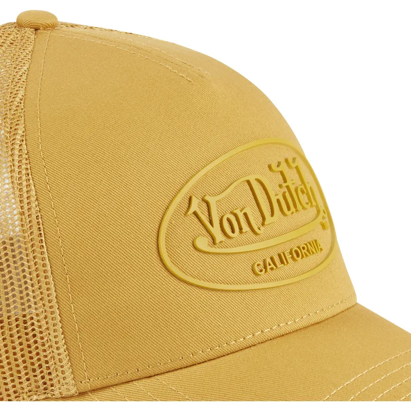 petten-gebogen-geel-snapback-van-von-dutch