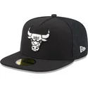 cappello-piatto-nero-aderente-59fifty-day-a-frame-dei-chicago-bulls-nba-di-new-era