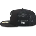 schwarze-enganliegende-flat-cap-59fifty-day-a-frame-der-chicago-bulls-nba-von-new-era