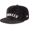 cappellino-nero-a-visiera-piatta-59fifty-day-dei-new-york-yankees-mlb-di-new-era