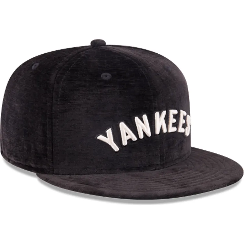 schwarze-enganliegende-59fifty-day-flatcap-der-new-york-yankees-mlb-von-new-era